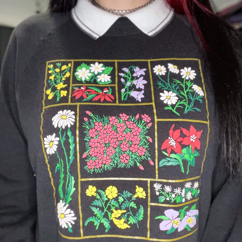Vintage Morning Sun Floral Collar Sweatshirt